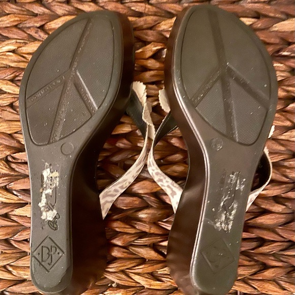 Donald J. Pliner Sandals with Cream Floral Accents - Picture 3 of 4